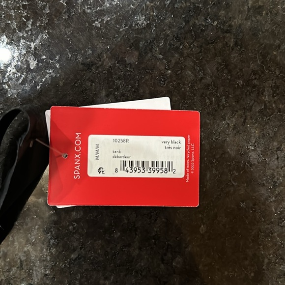 Brand New Spanx Shape Invisible Tank Very Black M - Picture 5 of 7